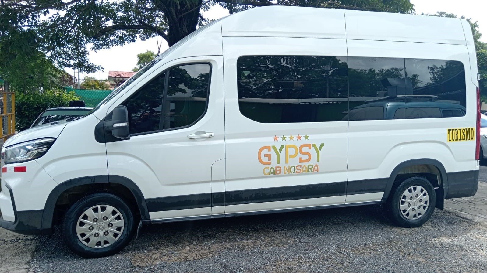 Luxury transportation in Nosara